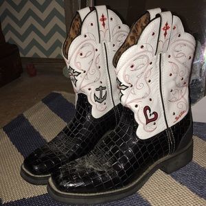 Tony Lama size 8 square toed boots
